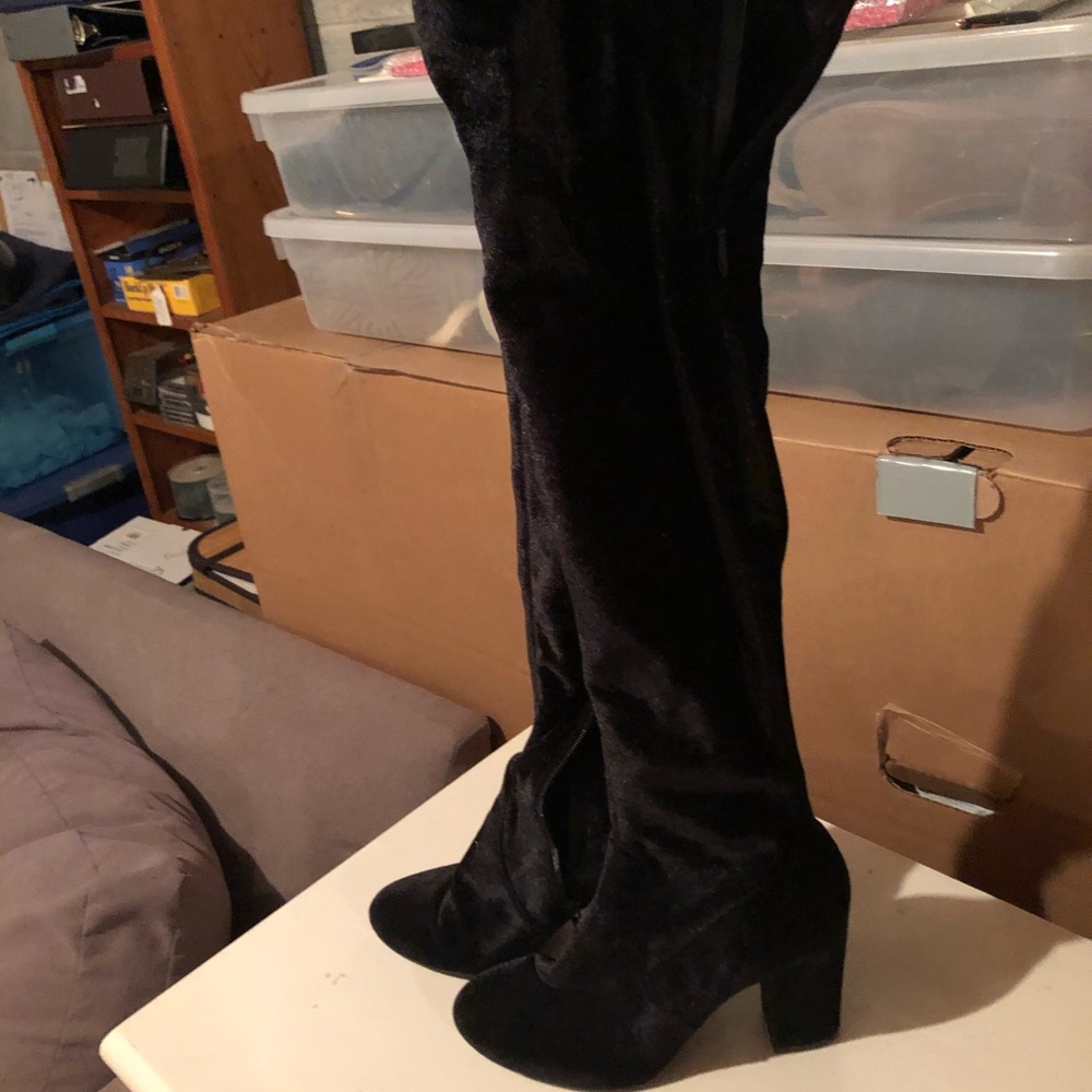 Kenneth Cole Thigh High Velvet Boots